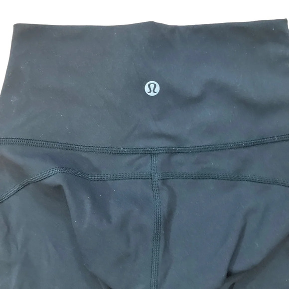Lululemon Black 7/8 Length See-Thru Legging. Sz: 2 - Picture 7 of 9